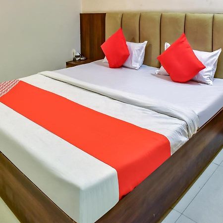 Oyo 78471 Hotel Platinum Bilāspur Esterno foto